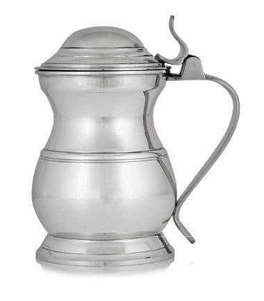 Handcrafted pewter tankard with lid, 1 pint capacity, featuring a baluster design by My Store
