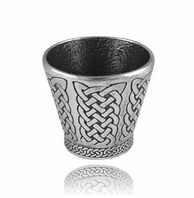 Elegant Celtic dram cup in glass with intricate designs, British made by My Store, perfect for bar use.